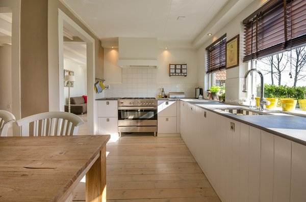 Comment décorer une petite cuisine ?