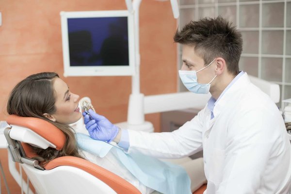 Quelles sont les offres de soins dentaires proposées à Brossard?