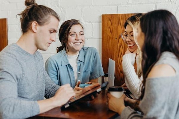 Quelle est la différence entre l'éthique et la morale ?